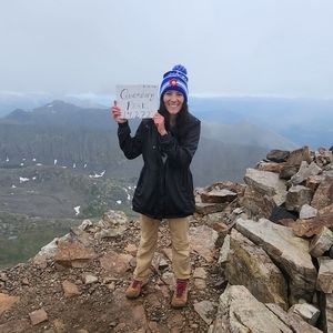 Meet your posher ..Alesia